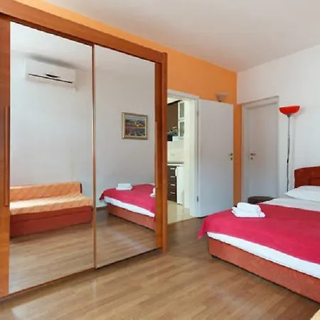 Apartament Vila Ivarossa