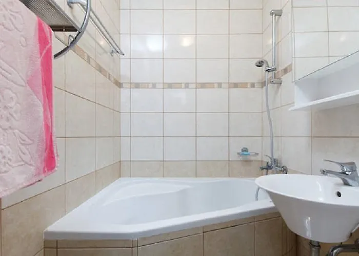 公寓 Ivarossa 特罗吉尔