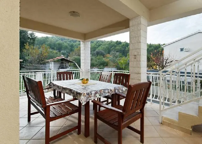 Ivarossa Apartmán Trogir